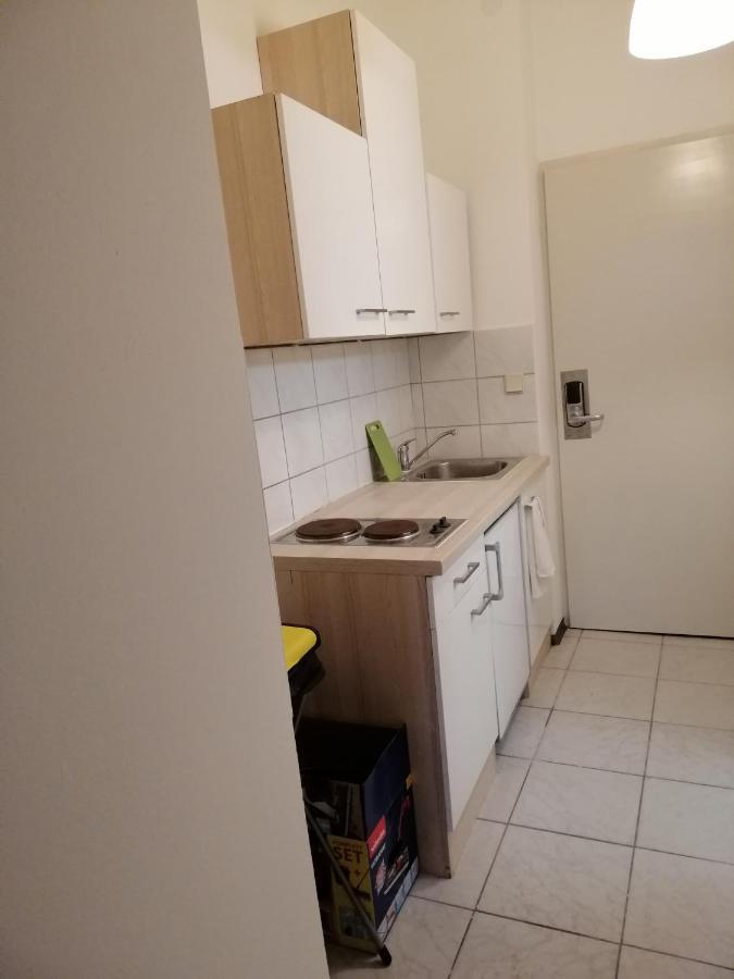 Max Out Apartment Viena Exterior foto